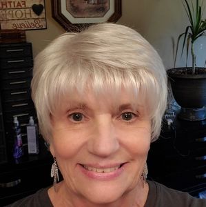 Meet your Posher, Teresa